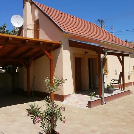 Διαμέρισμα Klara Apartman Ταπόλκα
