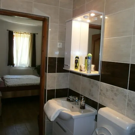 Διαμέρισμα Klara Apartman *